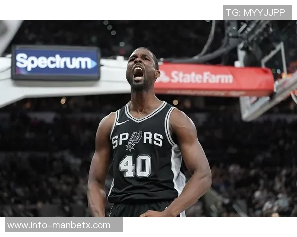 马刺年轻球员拼搏精神显著文班将成为对阵雷霆的关键角色